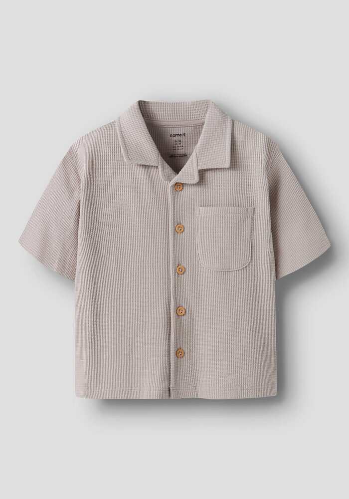 name it NMMHARVE SS NREG SHIRT Chateau Gray