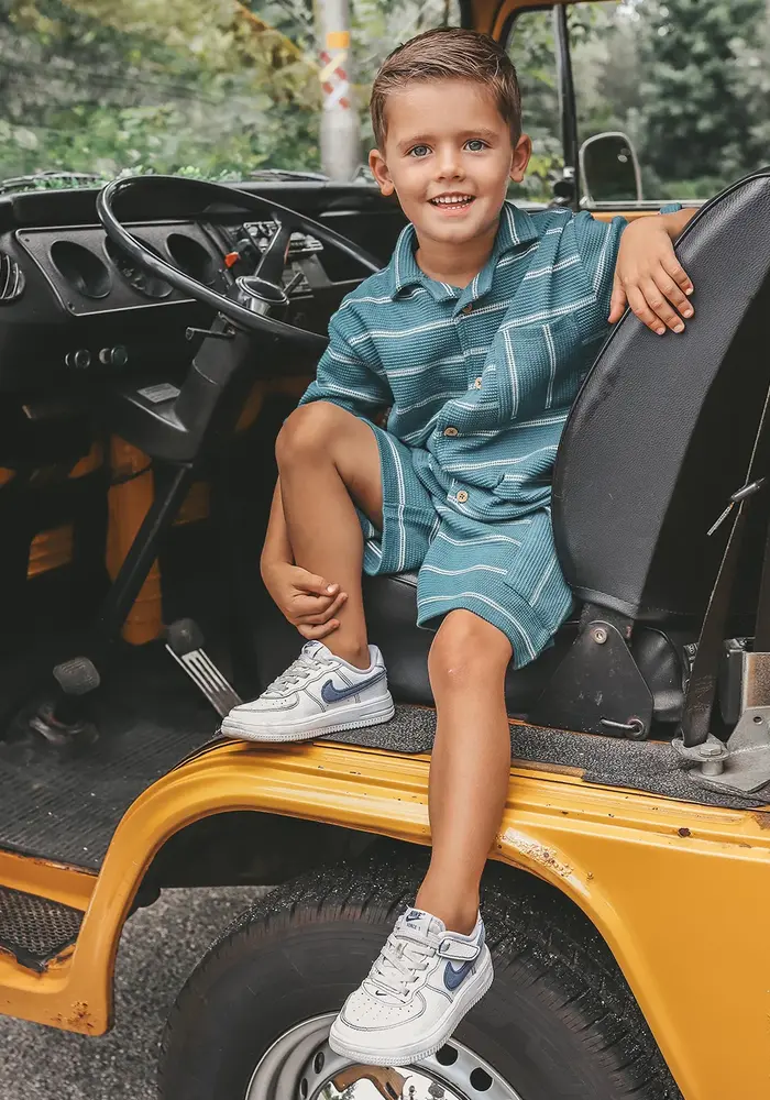 Your Wishes Structure Stripe | Pocket Shorts Dragonfly