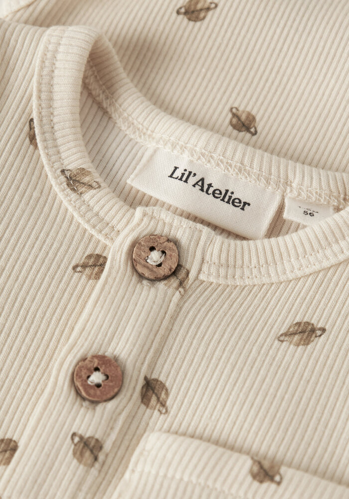 Lil' Atelier NBMLAVO ENO LS SLIM BODY LIL Turtledove PLANETS