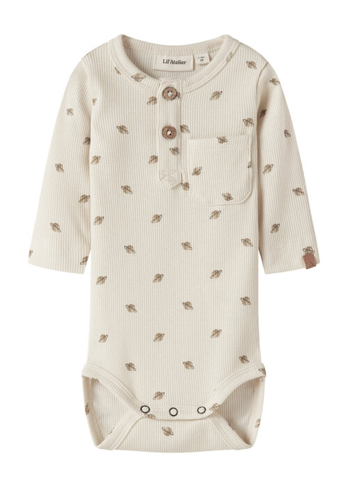 Lil' Atelier Lil' Atelier NBMLAVO ENO LS SLIM BODY LIL Turtledove PLANETS