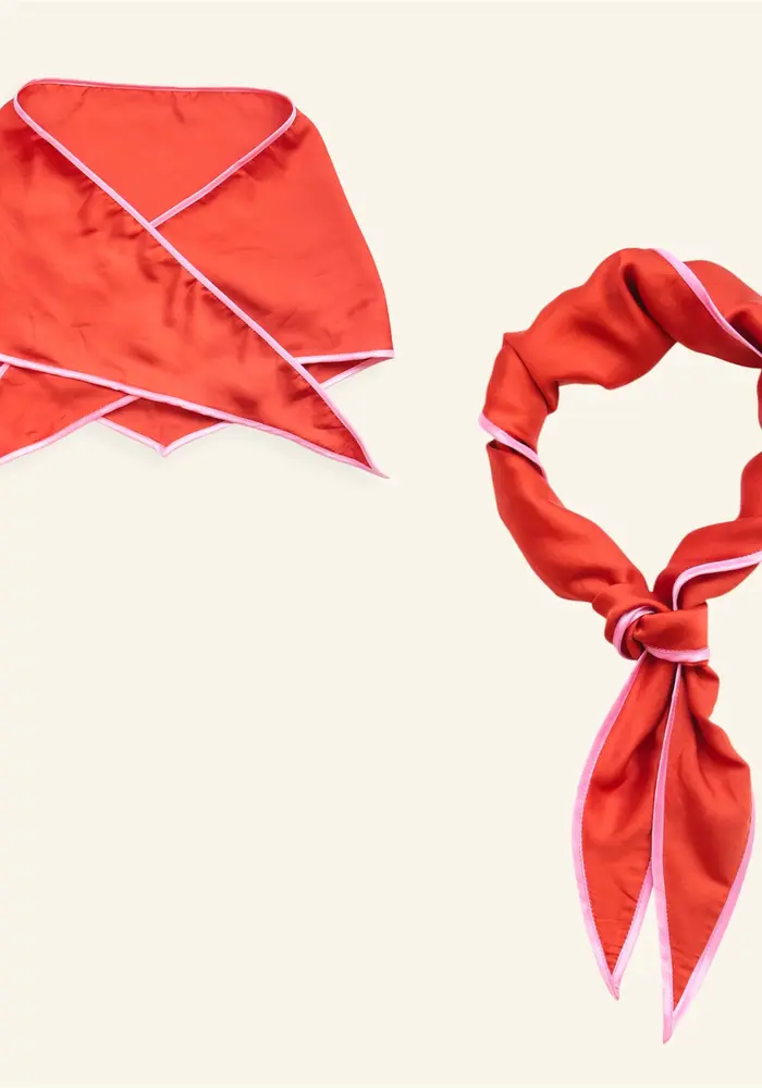 Mable. Triangle Scarf