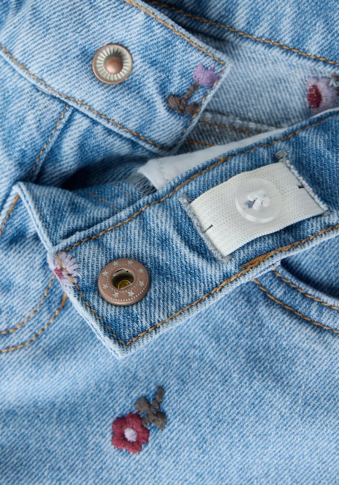 Name It NMFROSE WIDE EMB JEANS 4711-ZA Medium Blue Denim FLOWER EMB