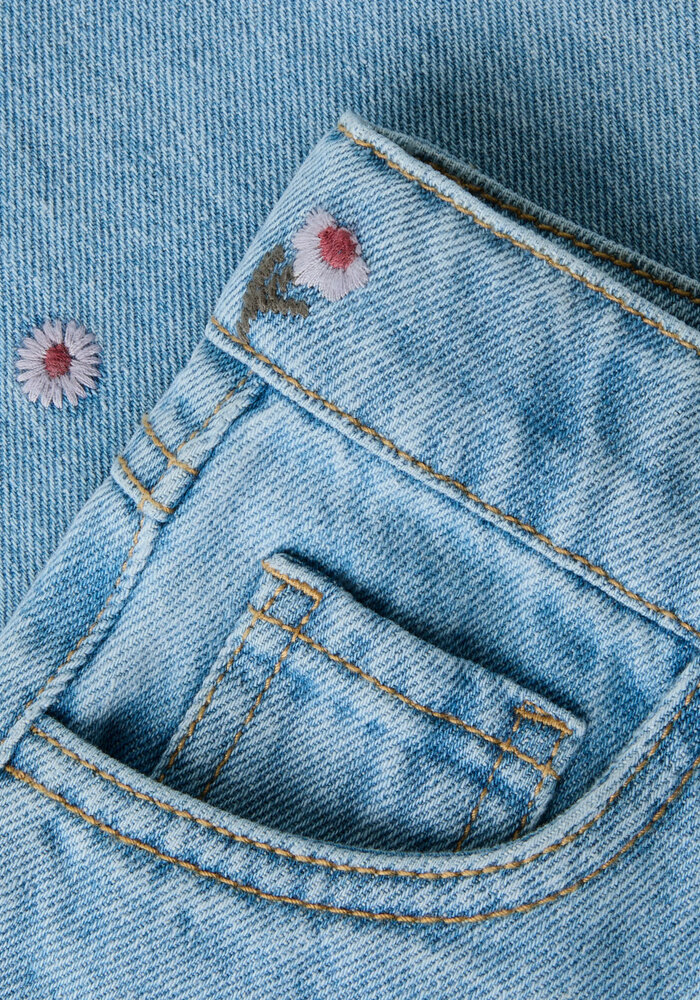 Name It NMFROSE WIDE EMB JEANS 4711-ZA Medium Blue Denim FLOWER EMB