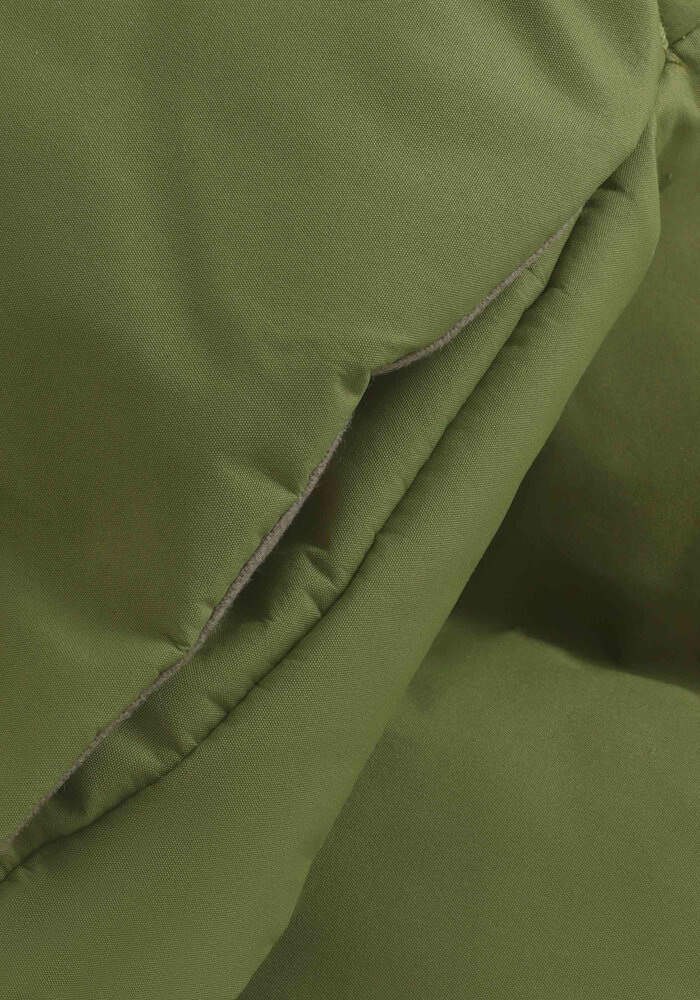 Enfant Jacket Quilt, Solid Mayflower