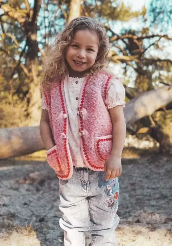 We Are Wovens Wollen bodywarmer – Flower Power roze