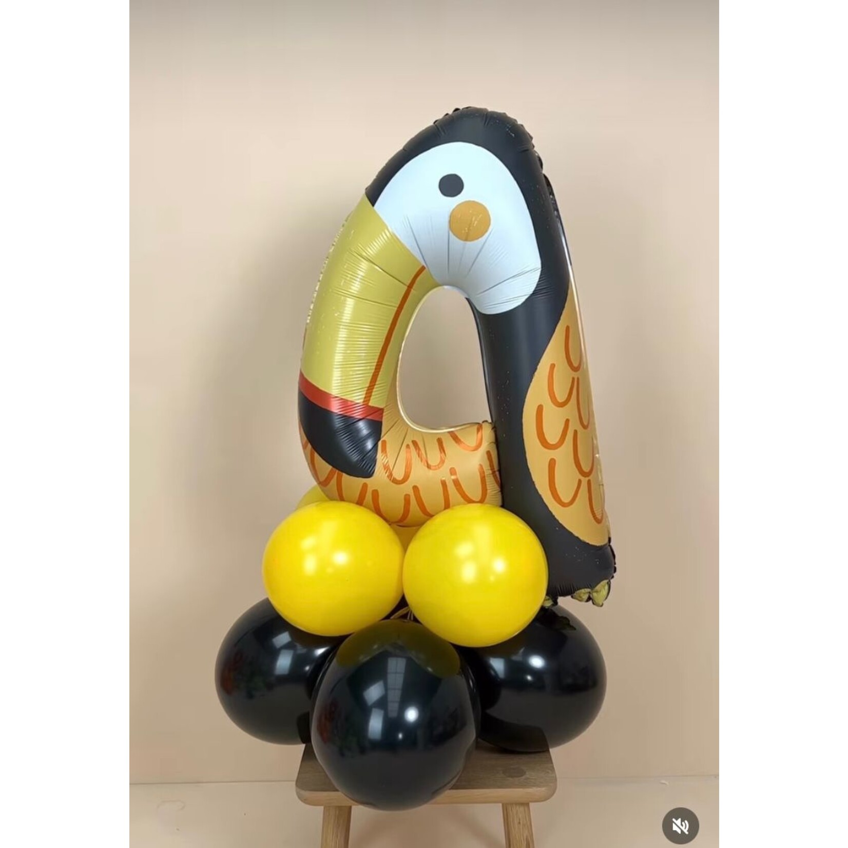 Ballonnendeal Cijferstandaard 4 | Toekan | 1 meter hoog