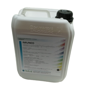 Biosecurity IMUNEO 5 liters increases the resistance of poultry and is supported by vaccinations.