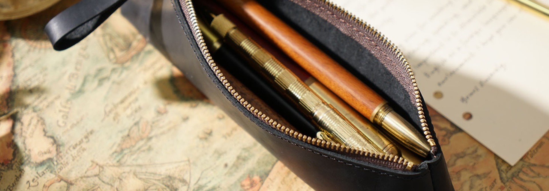 Pencil Case - Pen Holder - Leather - Fits More Than 15 Pens - Pencil Pouch With Zipper for Men Women - Black