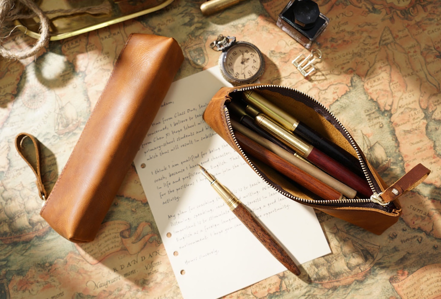 Tan Small Leather Pencil Case – Choosing Keeping
