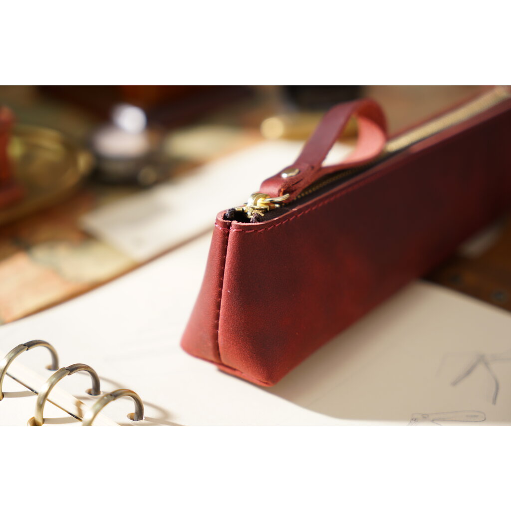 Su.B Federmäppchen - Federtasche - Etui aus Leder - Passend für Mehr als 15 Stifte -  für Männer und Frauen - Rot
