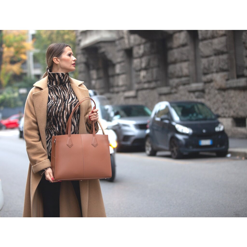 Su.B Amsterdam Work Tote 14” Laptop Compartment Brown