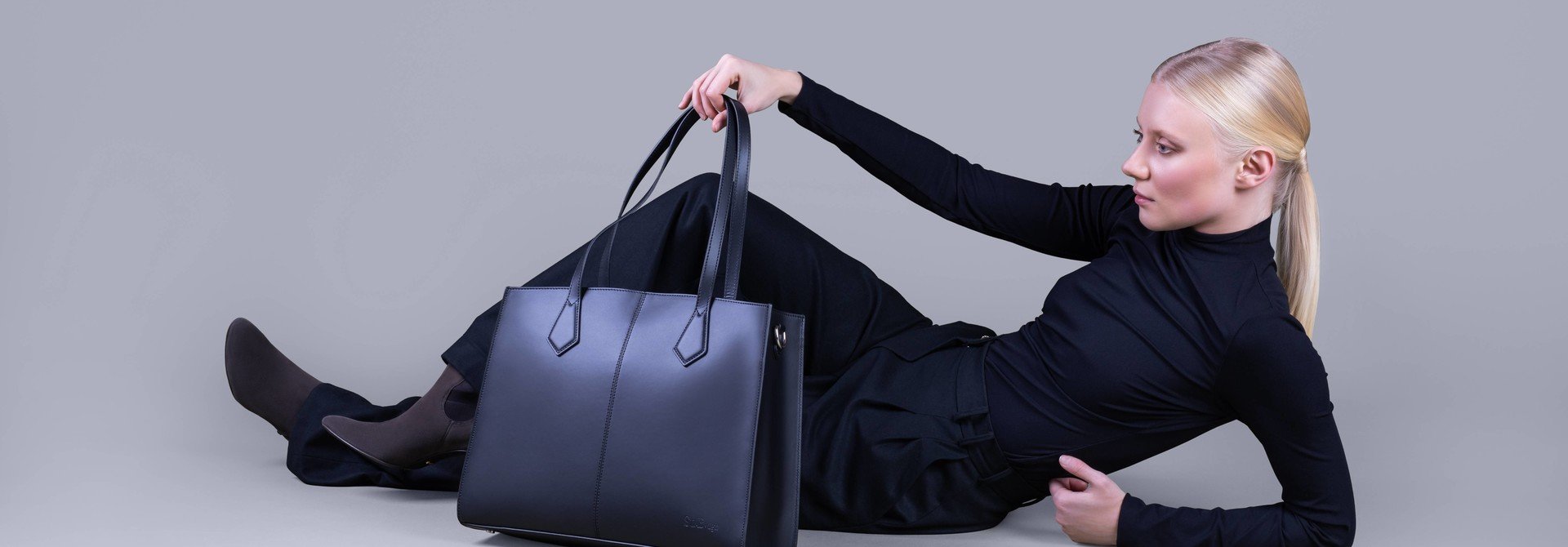 5 simple steps to choose the right laptop bag for women