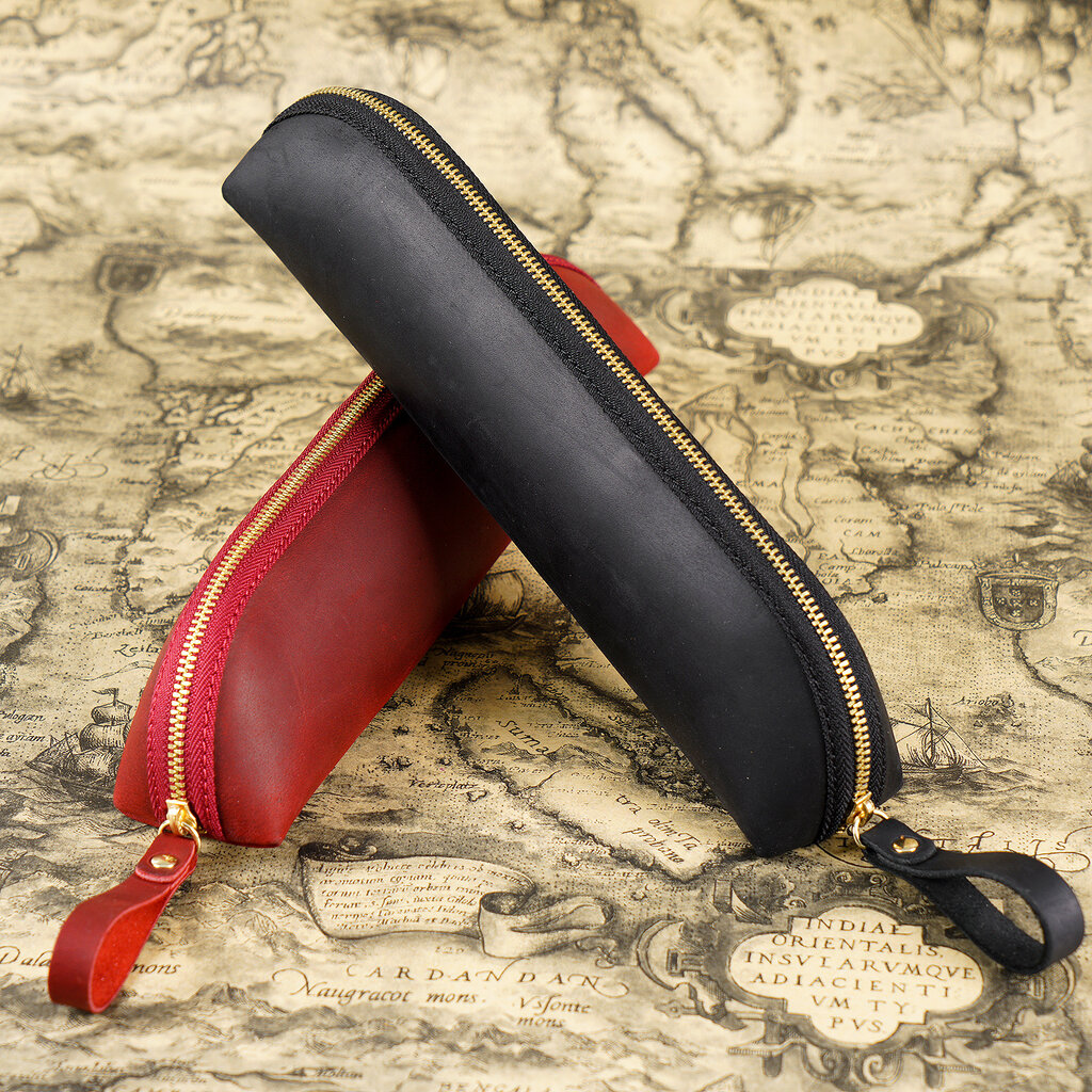 Su.B Federmäppchen - Federtasche - Etui aus Leder - Passend für Mehr als 25 Stifte -  für Männer und Frauen -  Rot
