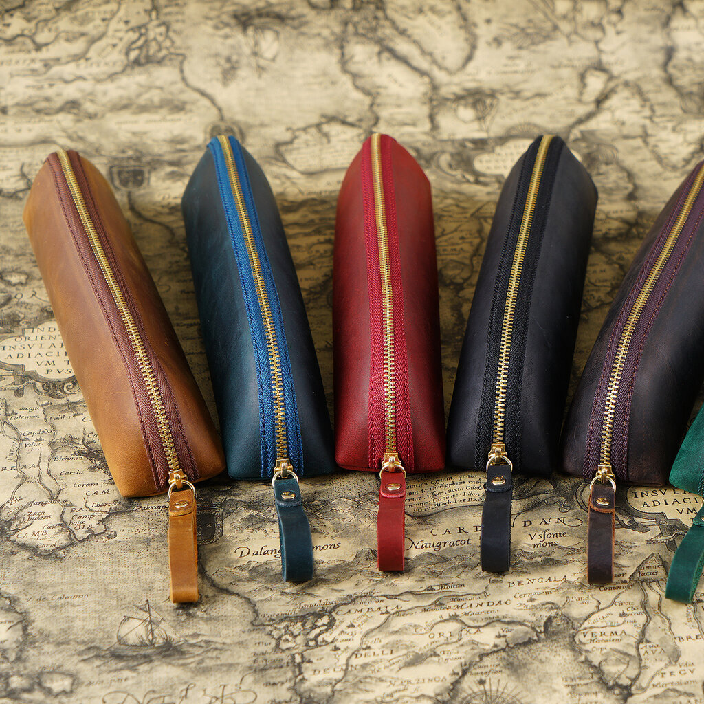 Su.B Pencil Case - Pen Holder - Leather - Fits More Than 25 Pens - Pencil Pouch With Zipper for Men Women - Green