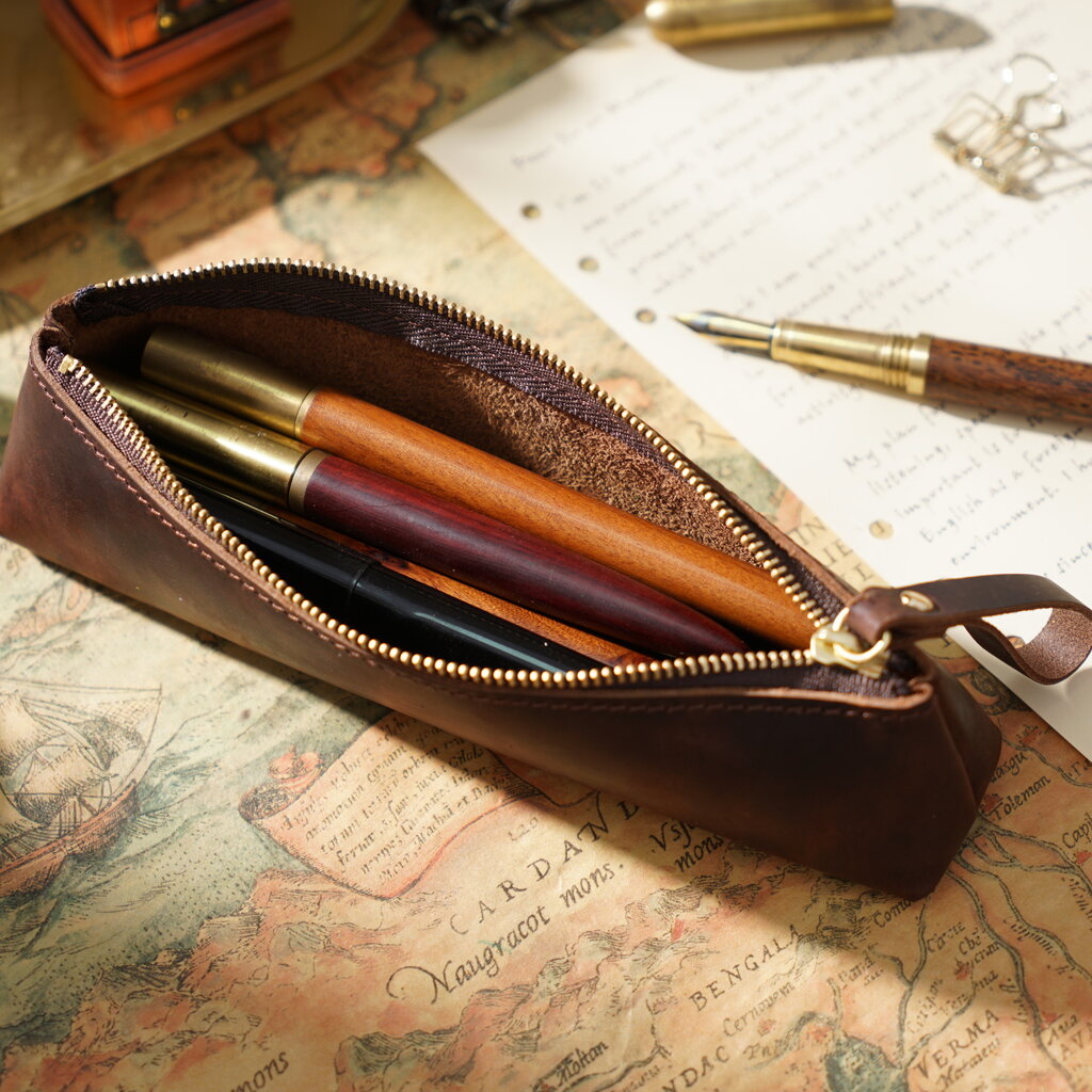 Su.B Pencil Case, Pen Holder, Leather, Fits Min 15 Pens, for Men and Women - Dark Brown