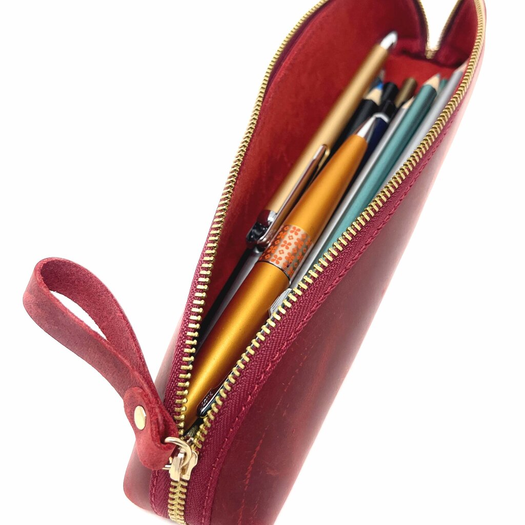 Su.B Federmäppchen - Federtasche - Etui aus Leder - Passend für Mehr als 25 Stifte -  für Männer und Frauen -  Rot