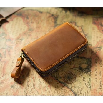 Su.B.dgn Key Case M0824 Cognac