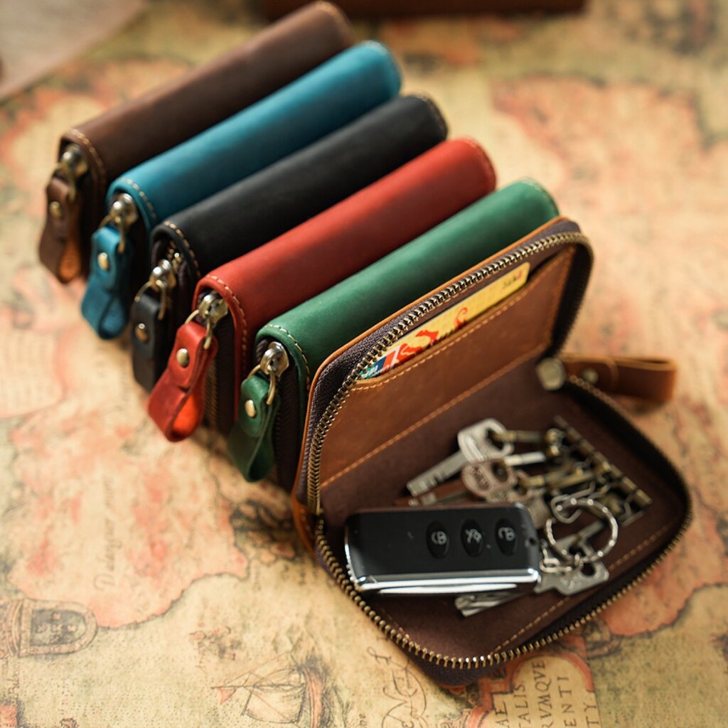 Su.B.dgn Premium Leather Key Case, Genuine Cowhide with Card Slot,  Fits Car Key Fob - Red