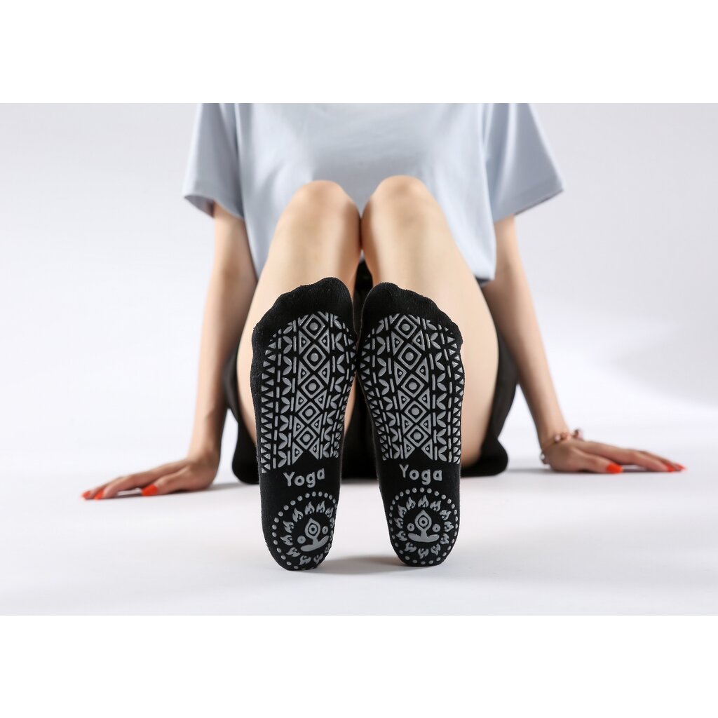 Women's Non-Slip Yoga Socks, Cotton + PVC Grip for Pilates, Barre, Fitness, Fits Size 36-40 - Black
