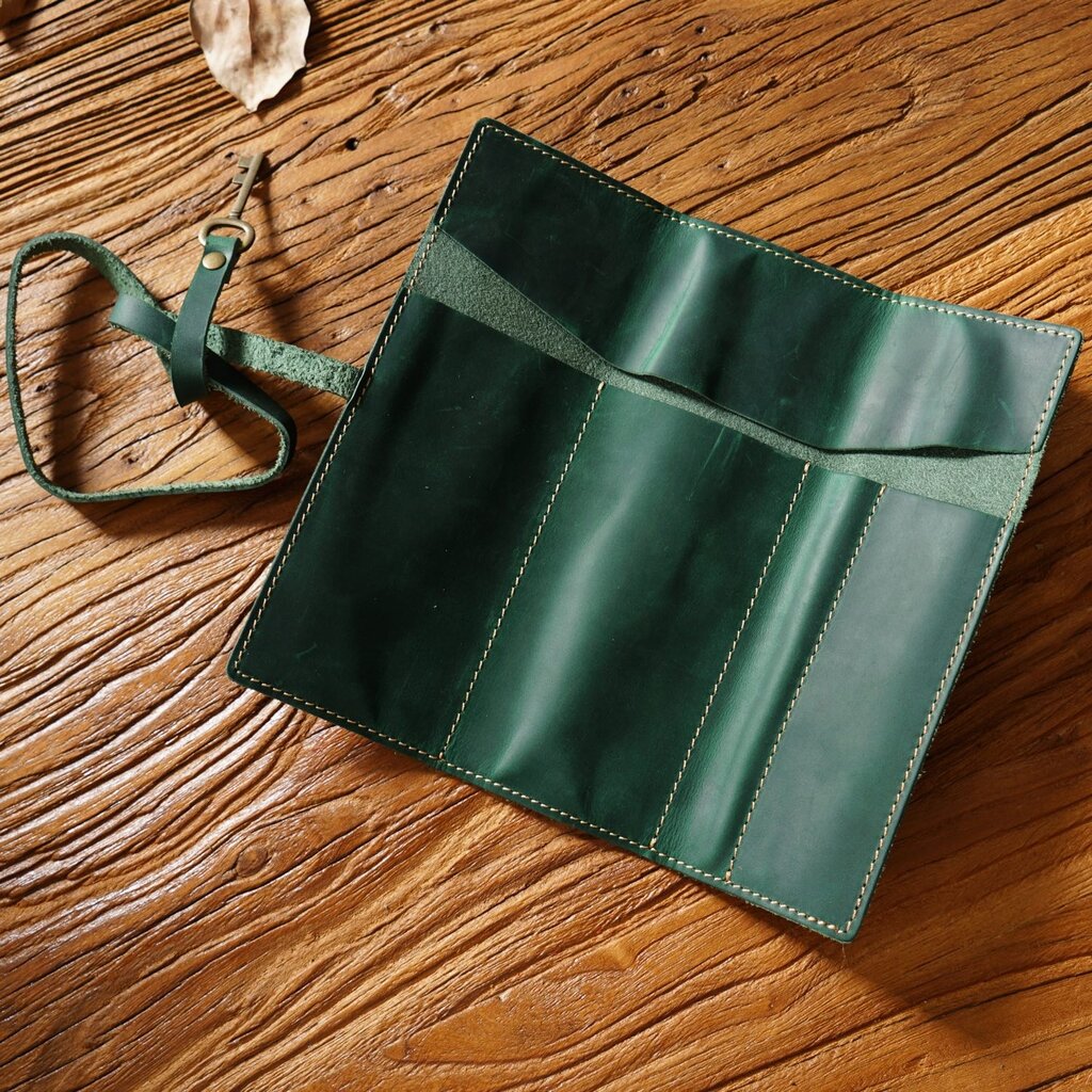 Su.B.dgn Leren Rol Etui van Top-Grain Rundleer – Pennenhouder voor 10 Pennen - Groen