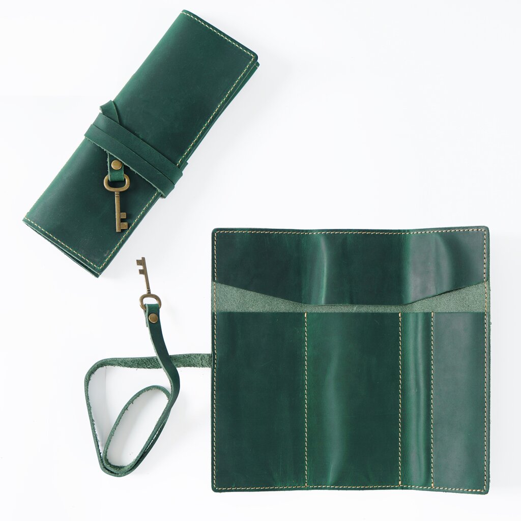 Su.B.dgn Leather Roll Pencil Case in Top-Grain Cowhide – Handmade Organizer for 10 Pencils - Green