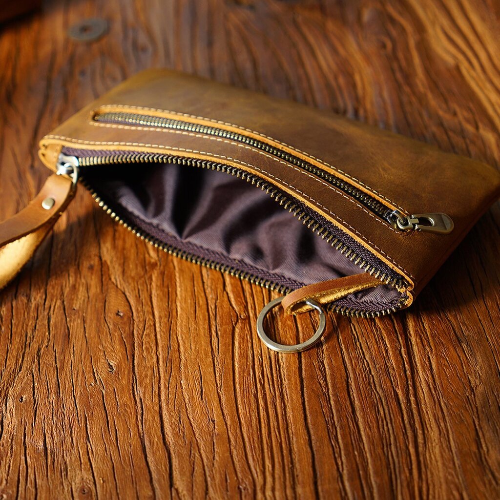 Su.B.dgn Großes Leder Stifteetui aus Top-Grain Rindsleder mit Reißverschluss und Schlüsselring - Für 20+ Stifte - Braun
