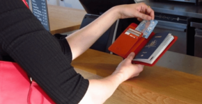 Wat is RFID en heb je een RFID-paspoorthouder nodig?