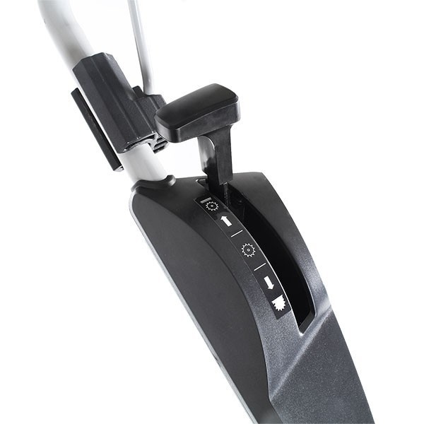 Hyundai HYSC210 Benzine Vertikuteermachine - Detailed view of the product