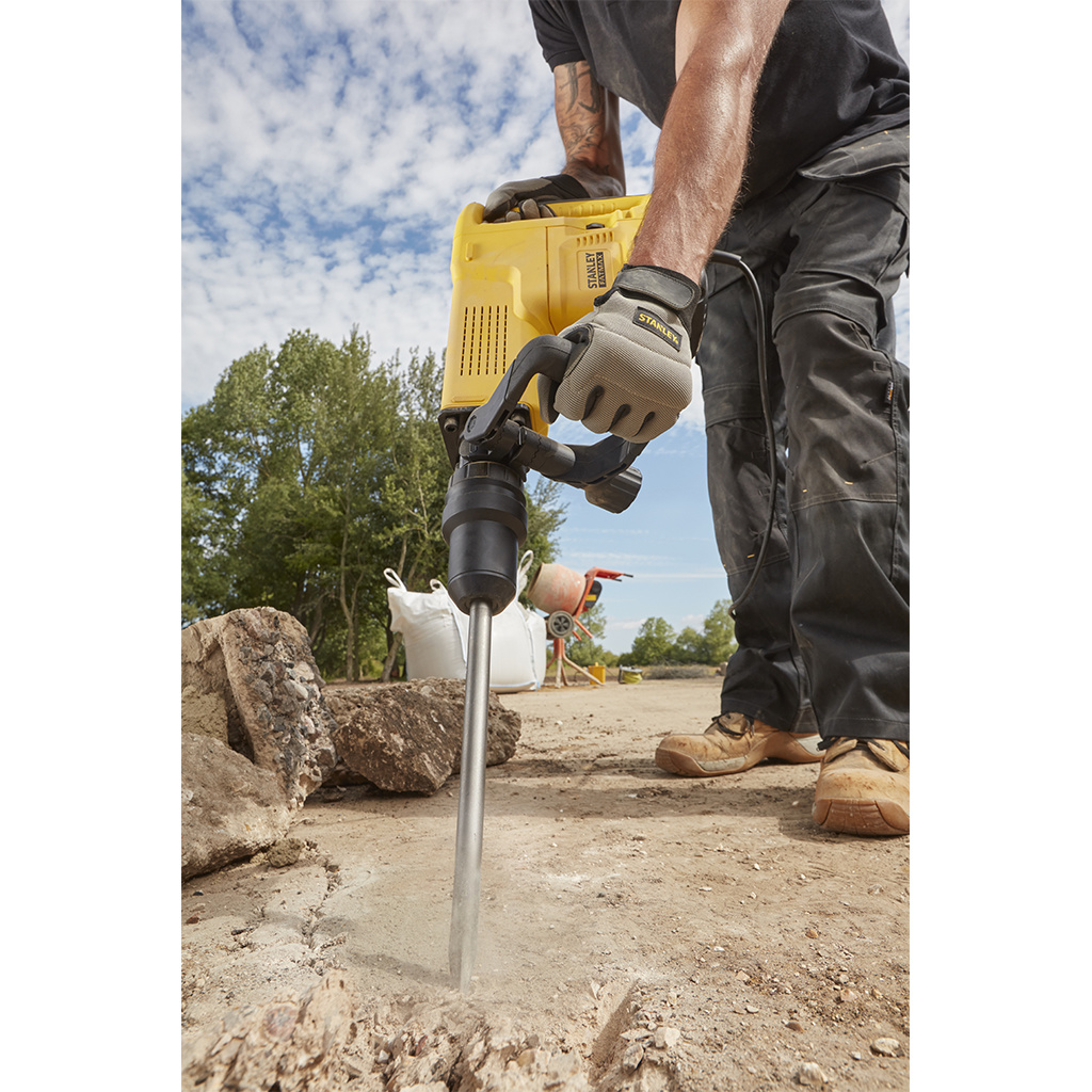 Stanley SFMEH230K breekhamer 1600W - Detailed view of the product