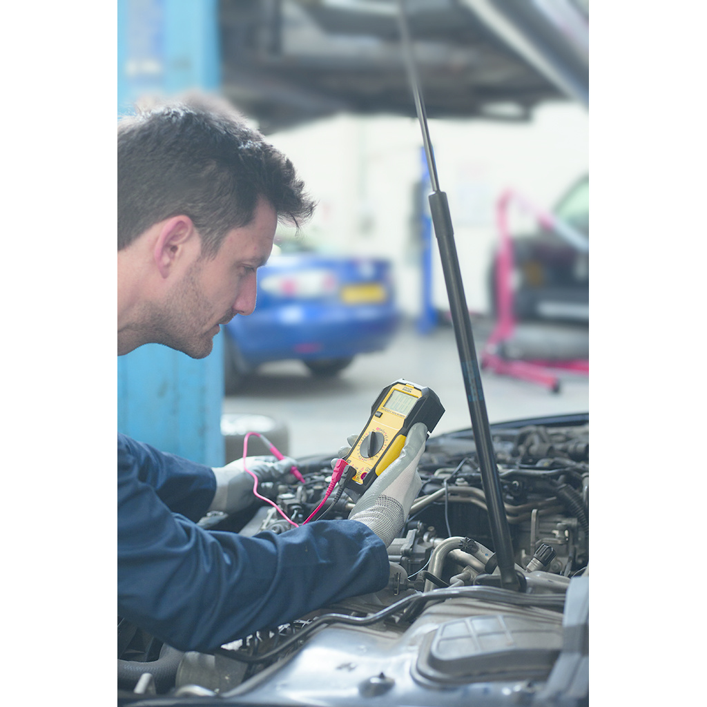 Stanley digitale multimeter FMHT82565-0 - Detailed view of the product