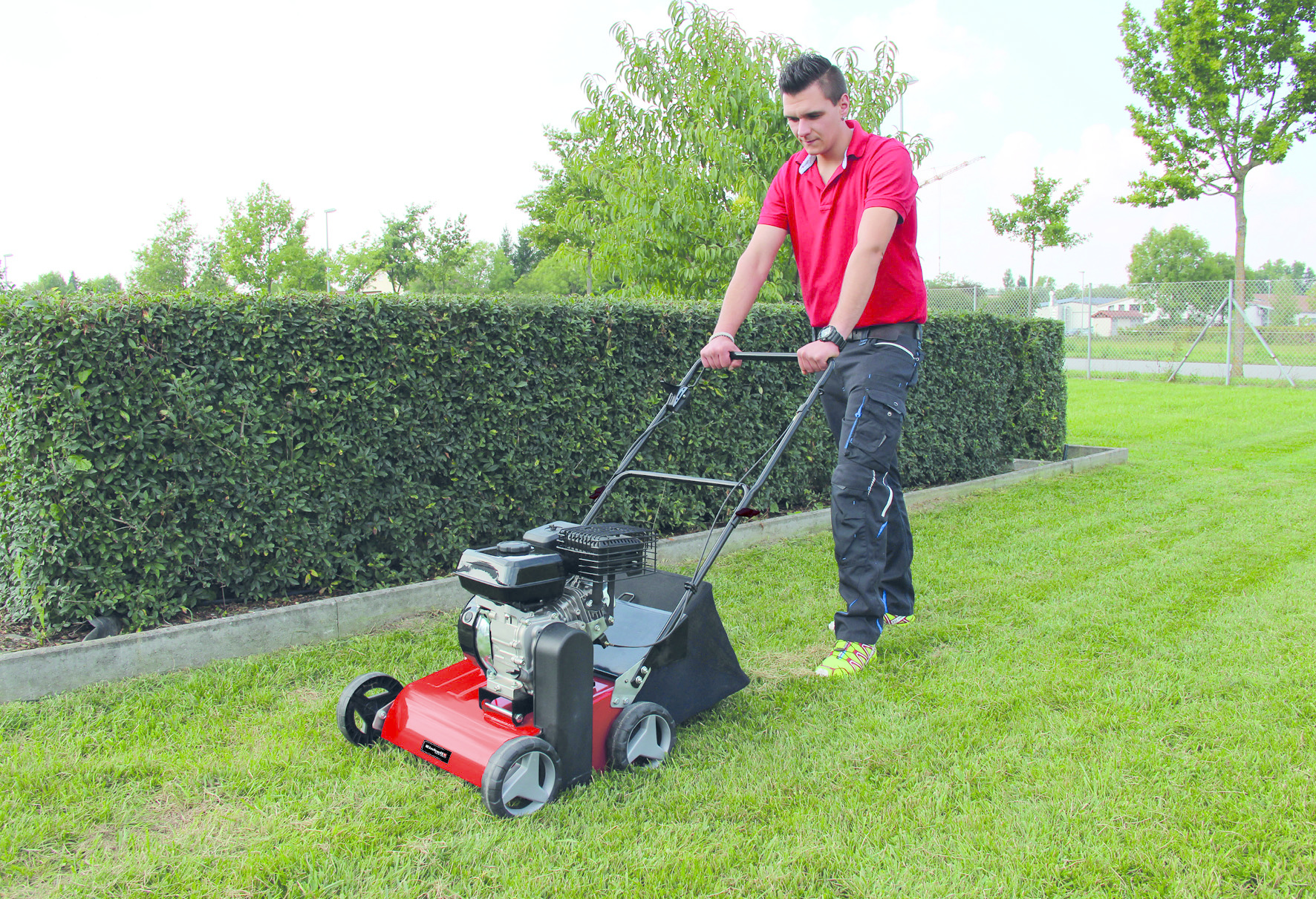 Einhell GC-SC 4240 P Benzine Vertikuteermachine - Detailed view of the product