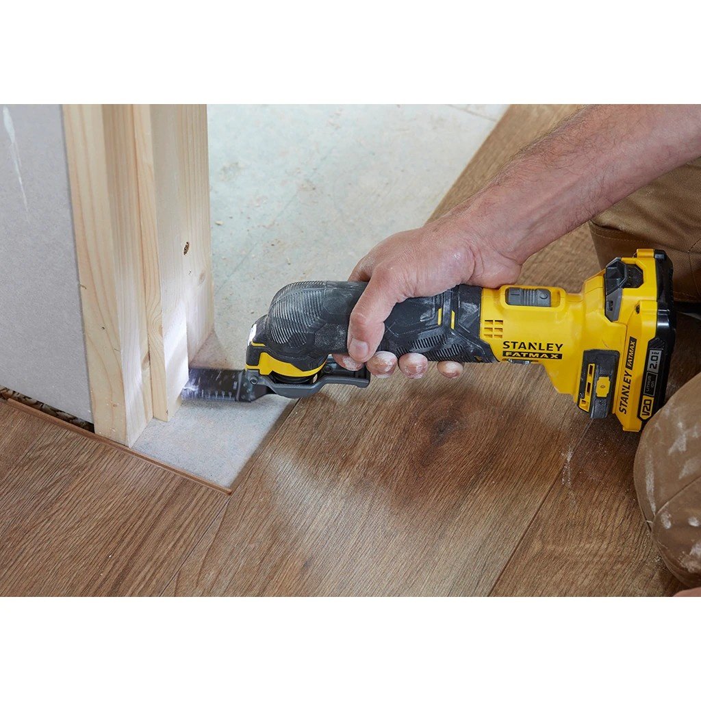 Stanley Multitool V20 SOLO- SFMCE500B - Detailed view of the product