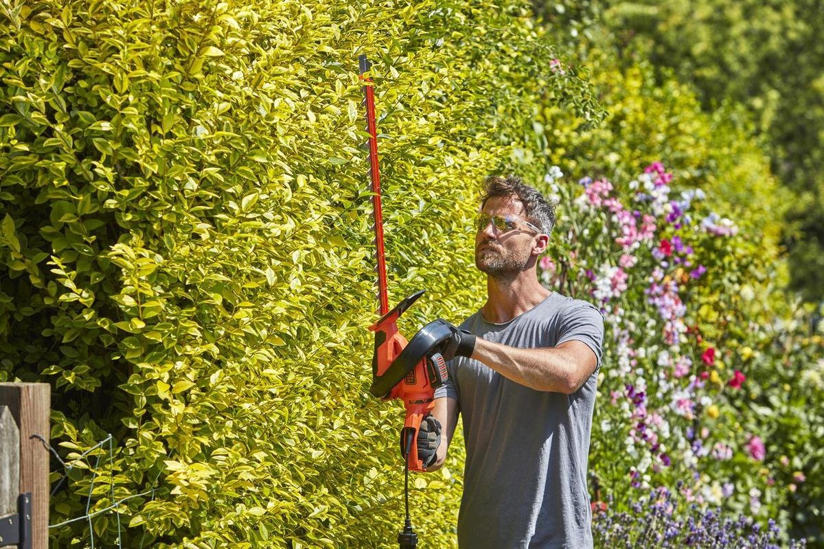 Black&Decker Heggenschaar 650W - 60cm BEHTS551 - Detailed view of the product