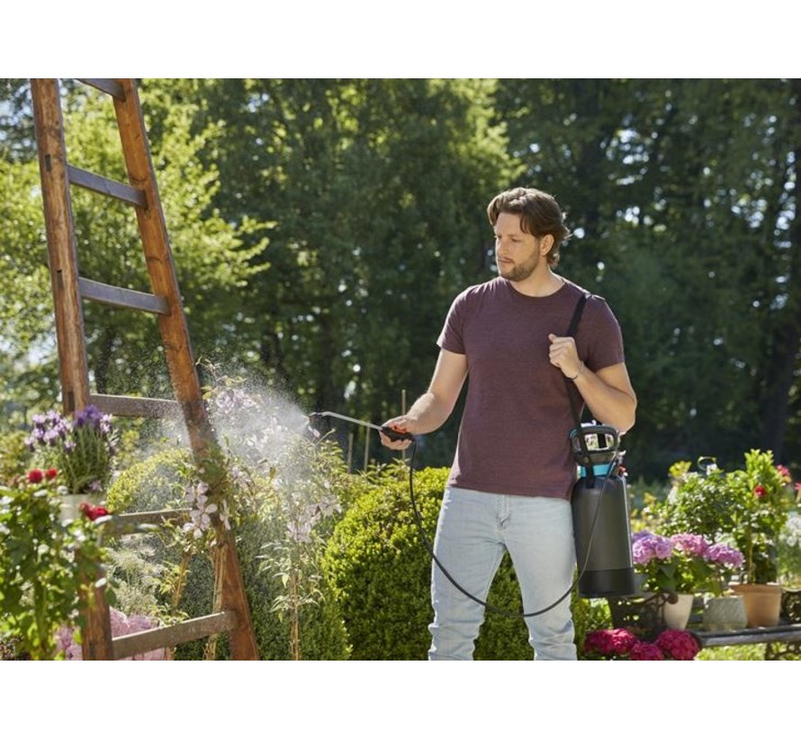 Gardena Drukspuit 5 L, Met Niveau-indicator, Lange Slang En Draagriem - Groentechniek Webshop