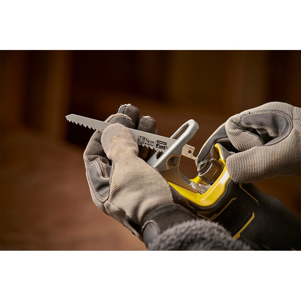 Stanley Fatmax® V20 18V 2X2.0AH Brushless Reciprozaag - SFMCS310D2K - Detailed view of the product