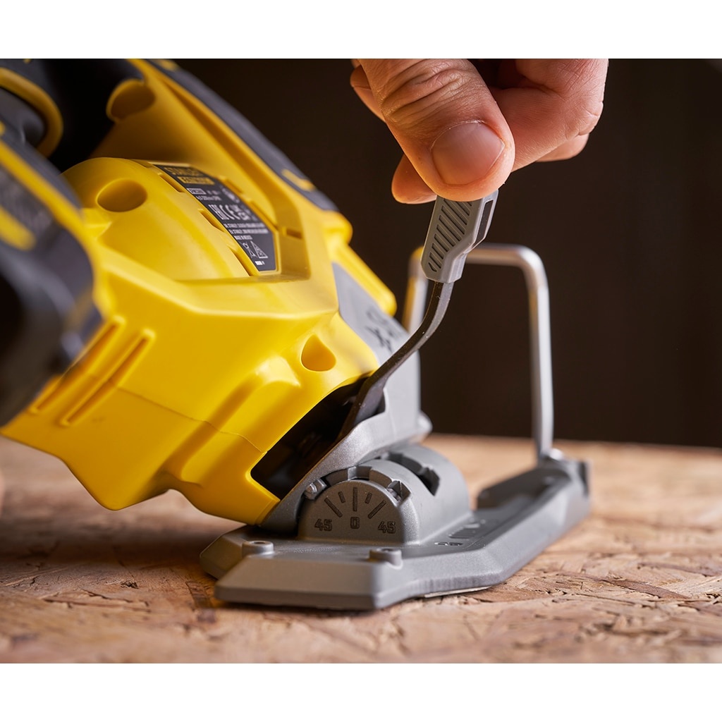 Stanley SFMCS650M2K Accu Decoupeerzaag KIT V20 Brushless - Detailed view of the product