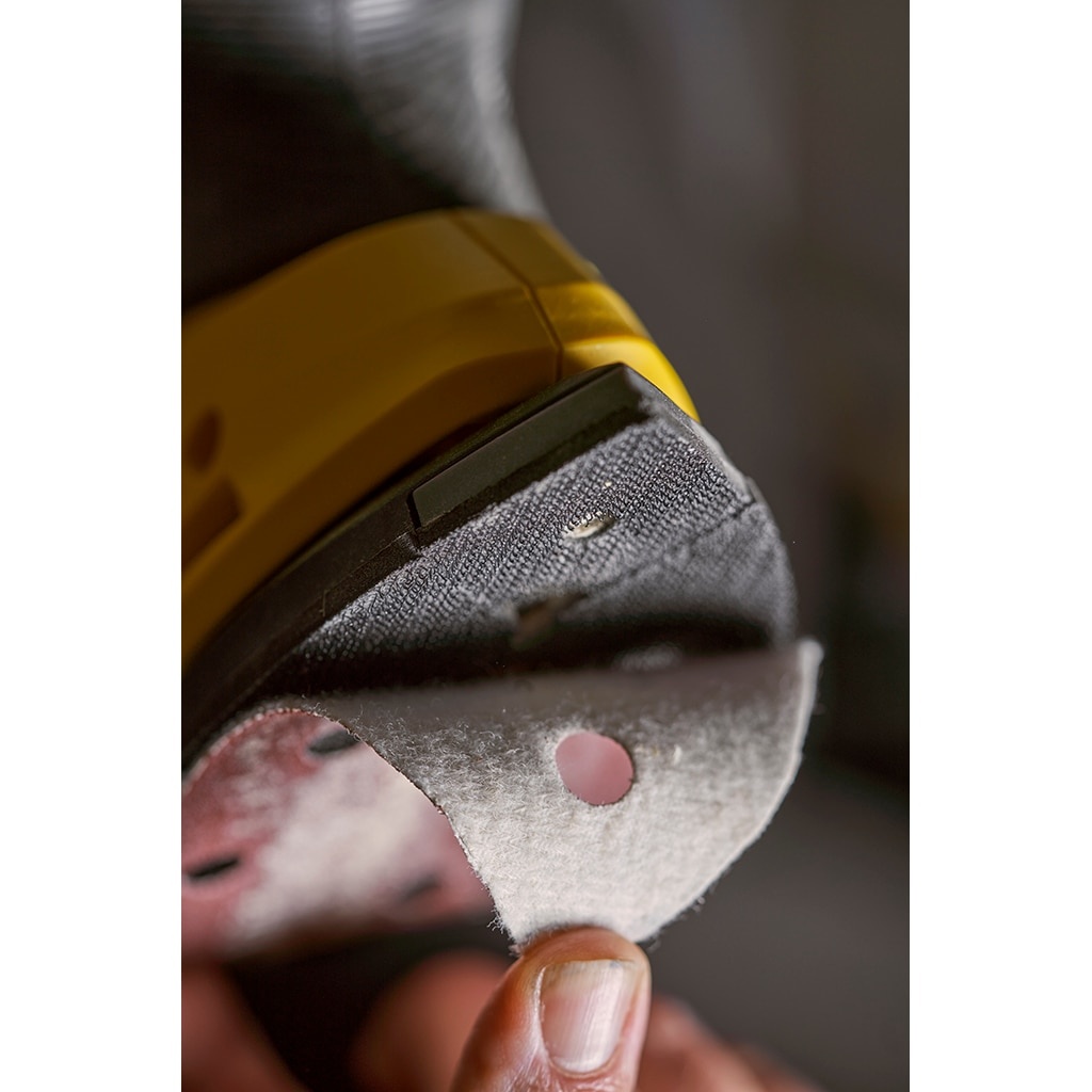 Stanley SFMCW221D1S-XJ Schuurmachine 18V KIT - Brushless - Detailed view of the product