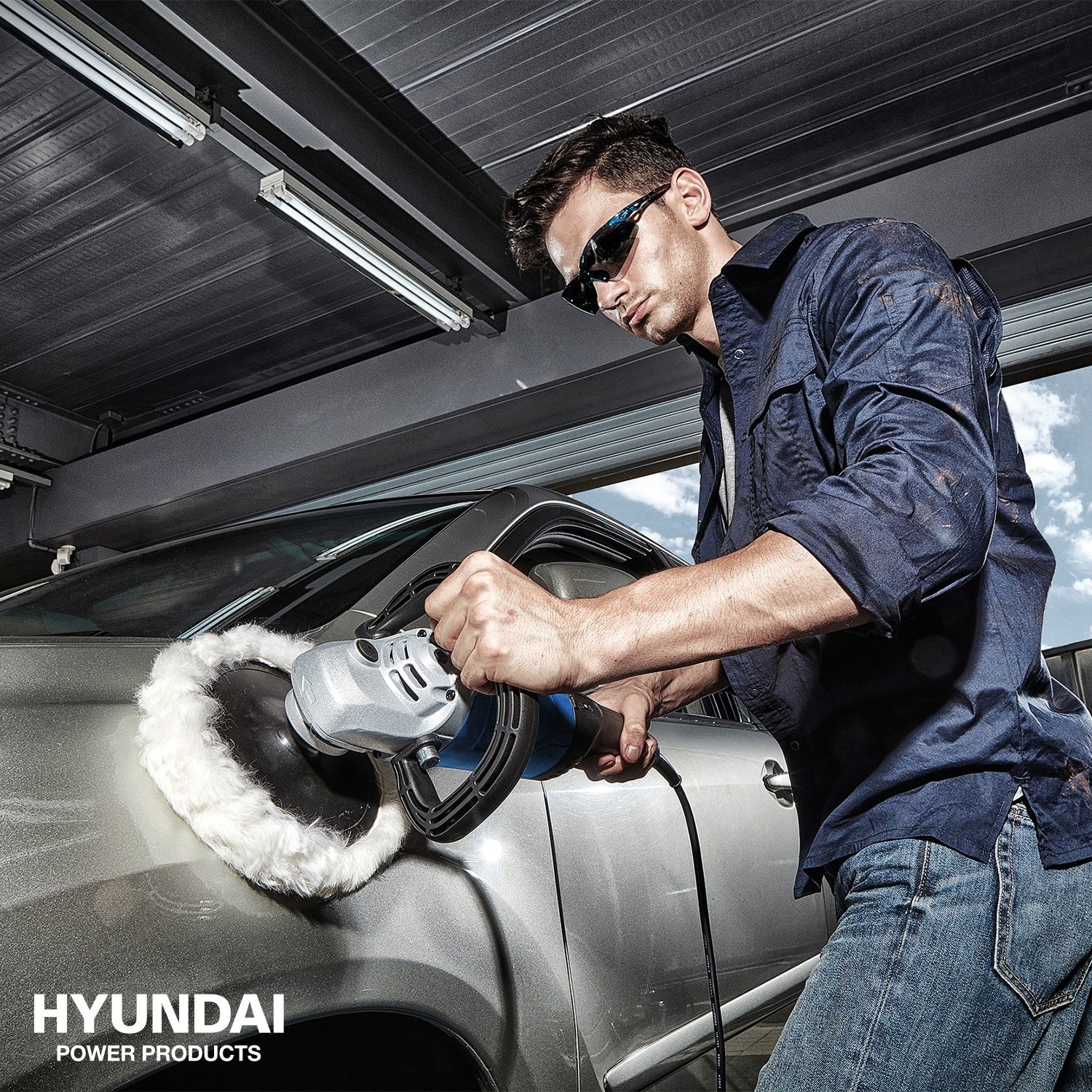 Hyundai Poetsmachine 1200Watt - Detailed view of the product