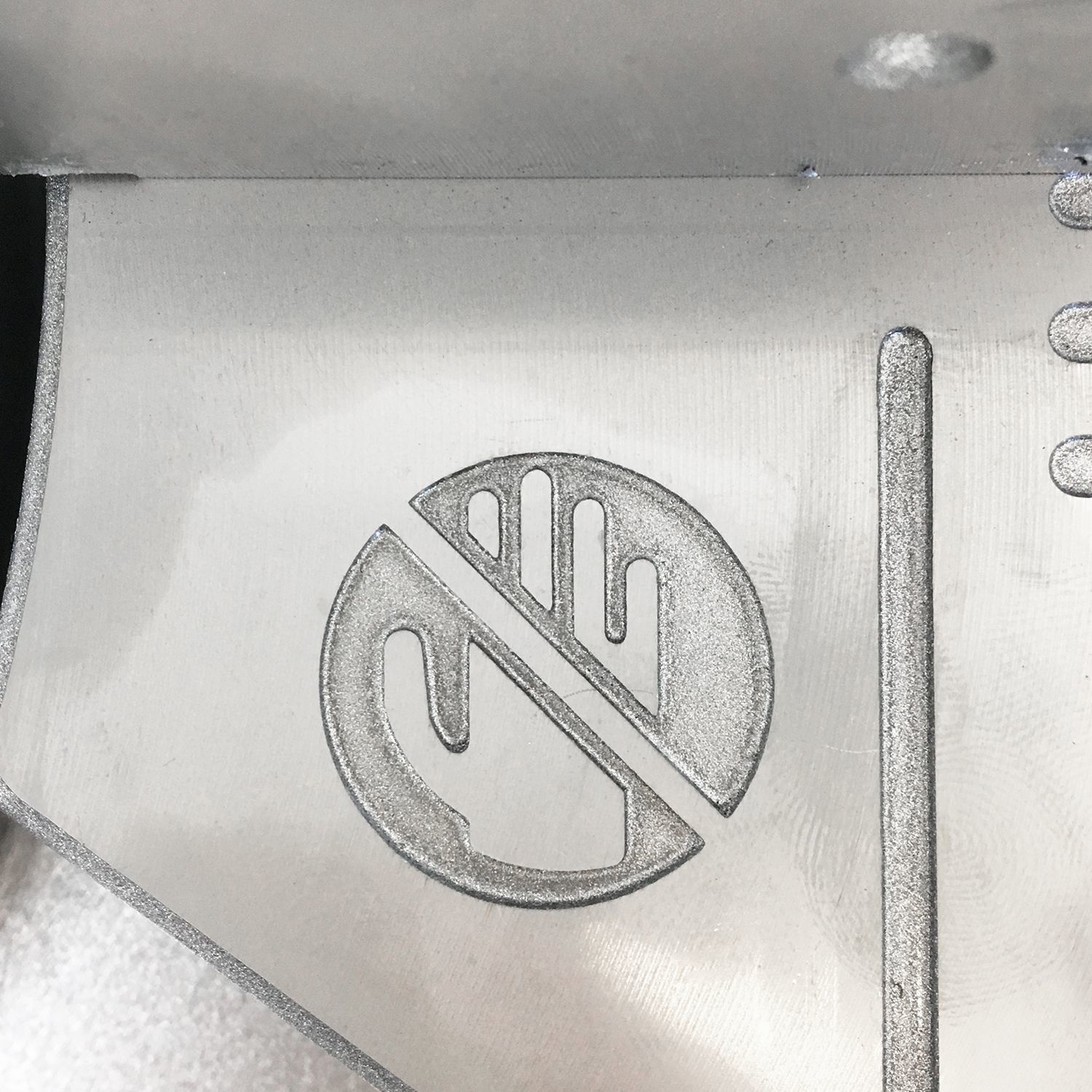 Hyundai Kap- en Verstekzaag 1500W thumbnail 8