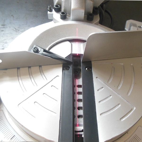 Hyundai Kap- en Verstekzaag 1500W thumbnail 9