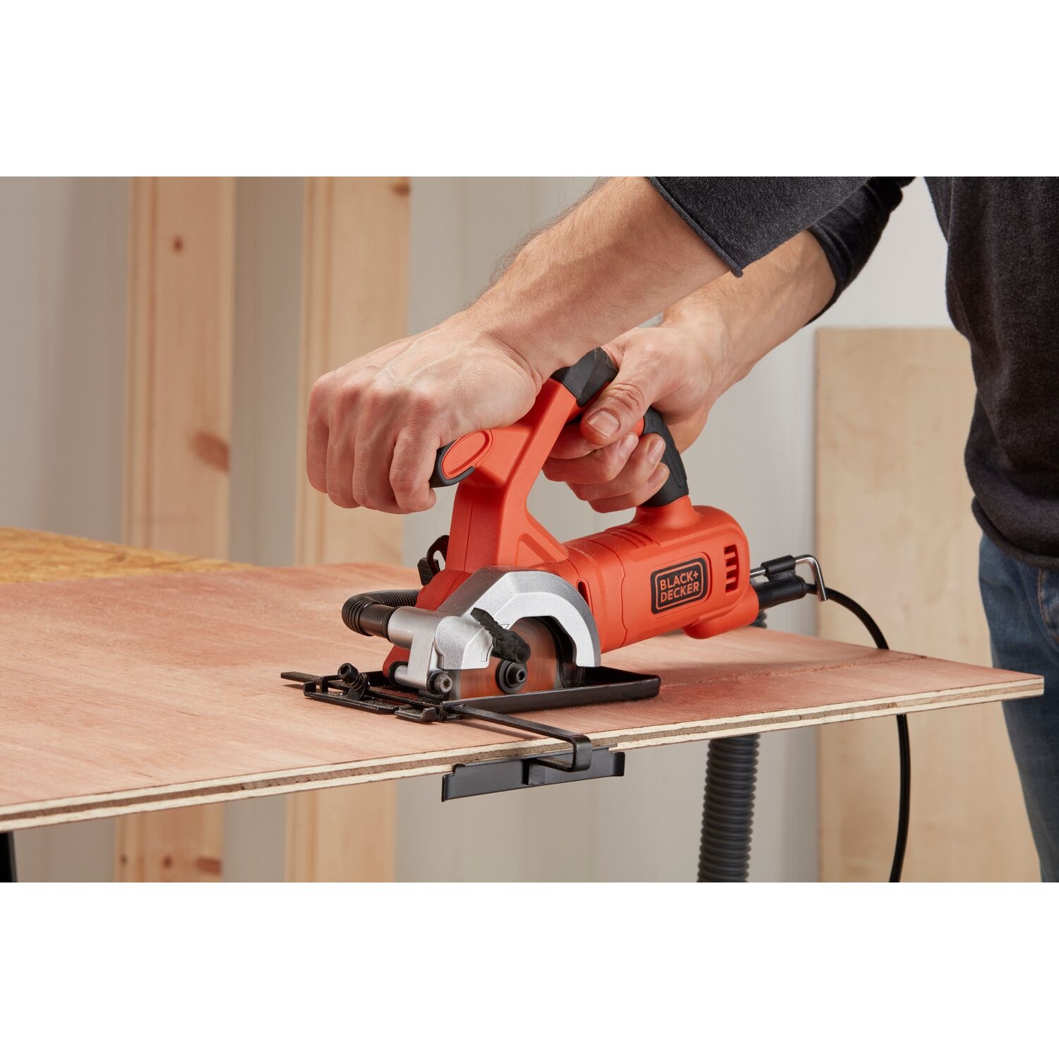 Black&Decker Minicirkelzaag BES510 85mm - Detailed view of the product
