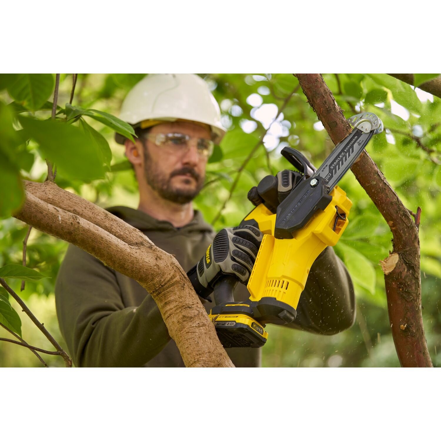 Stanley SFMCPS415D1 Compacte Accu-Takkenzaag V20 - KIT - Detailed view of the product