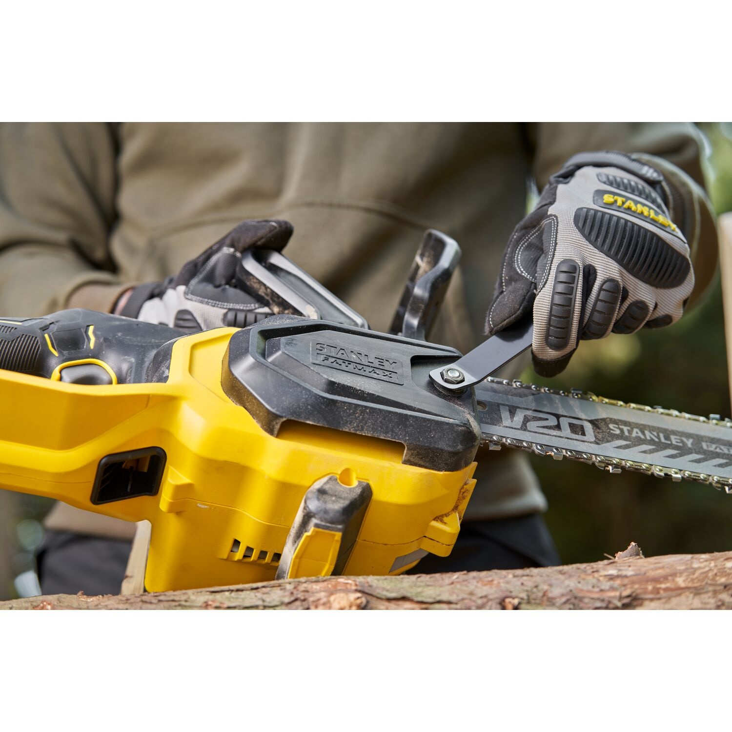 Stanley SFMCCS730B BRUSHLESS Accu-Kettingzaag - SOLO - Detailed view of the product