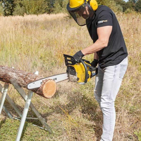 Powerplus Benzine Kettingzaag 50 cm - Detailed view of the product