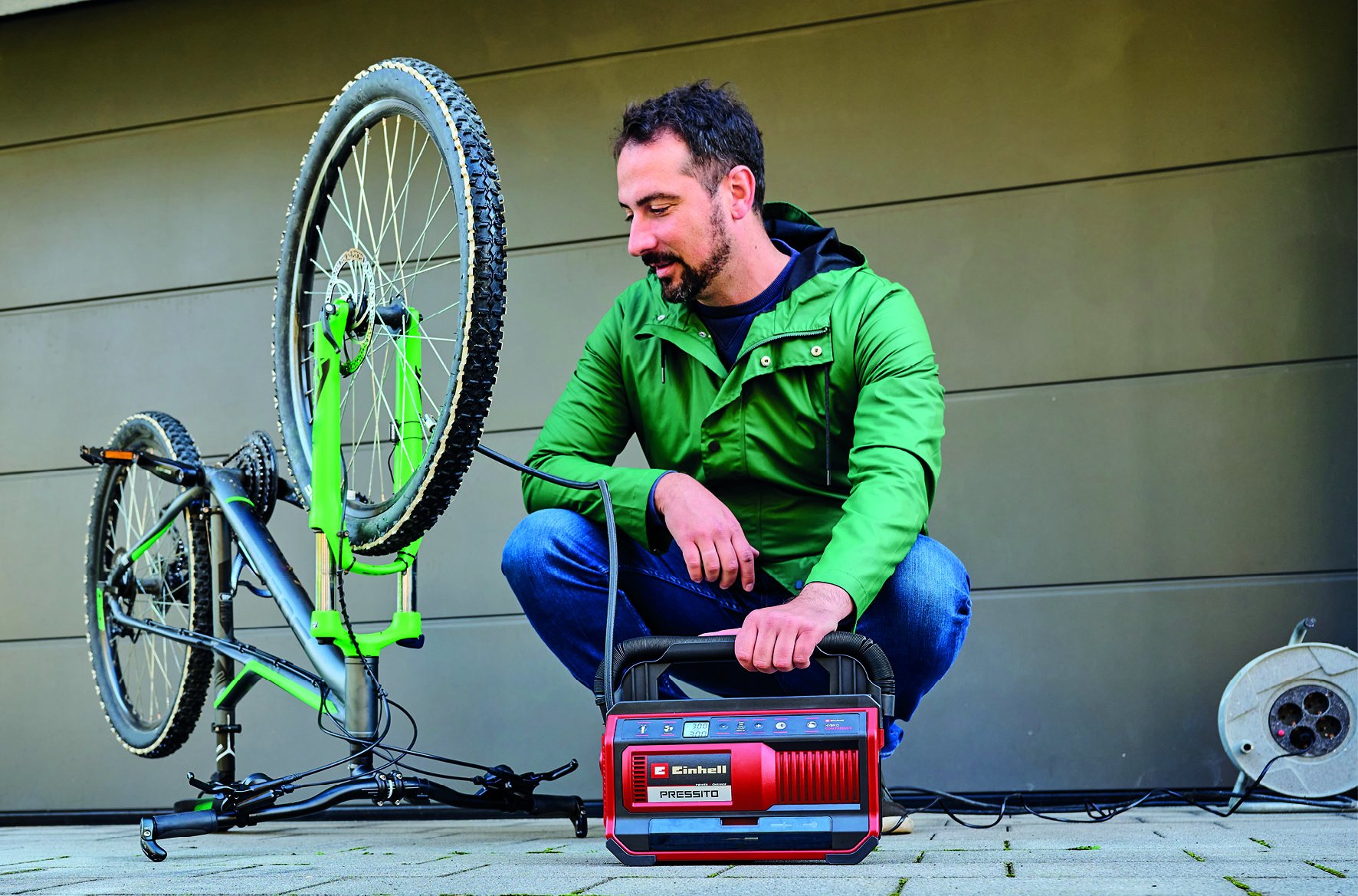 Einhell PRESSITO 18/25 Hybride Solo - 6in1 Accu Compressor - Power X-Change - Detailed view of the product