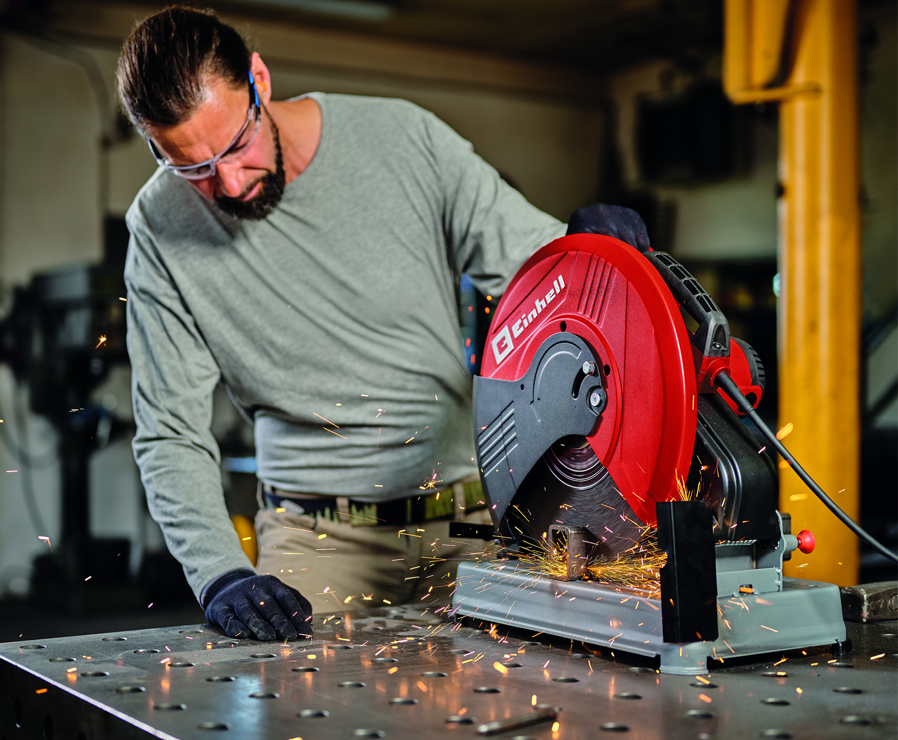 Einhell TC-MC 355/1 - Metaalsnijmachine - Detailed view of the product