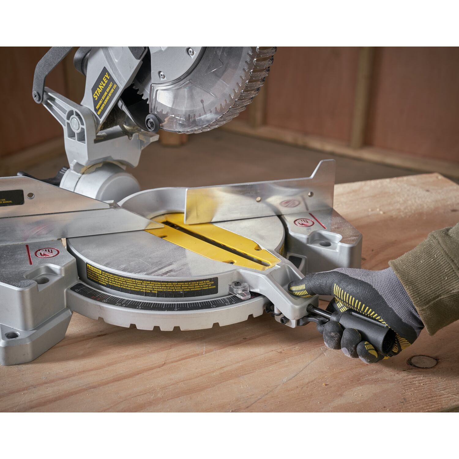 Stanley SM1650-QS Afkortzaag 1650 Watt - Detailed view of the product