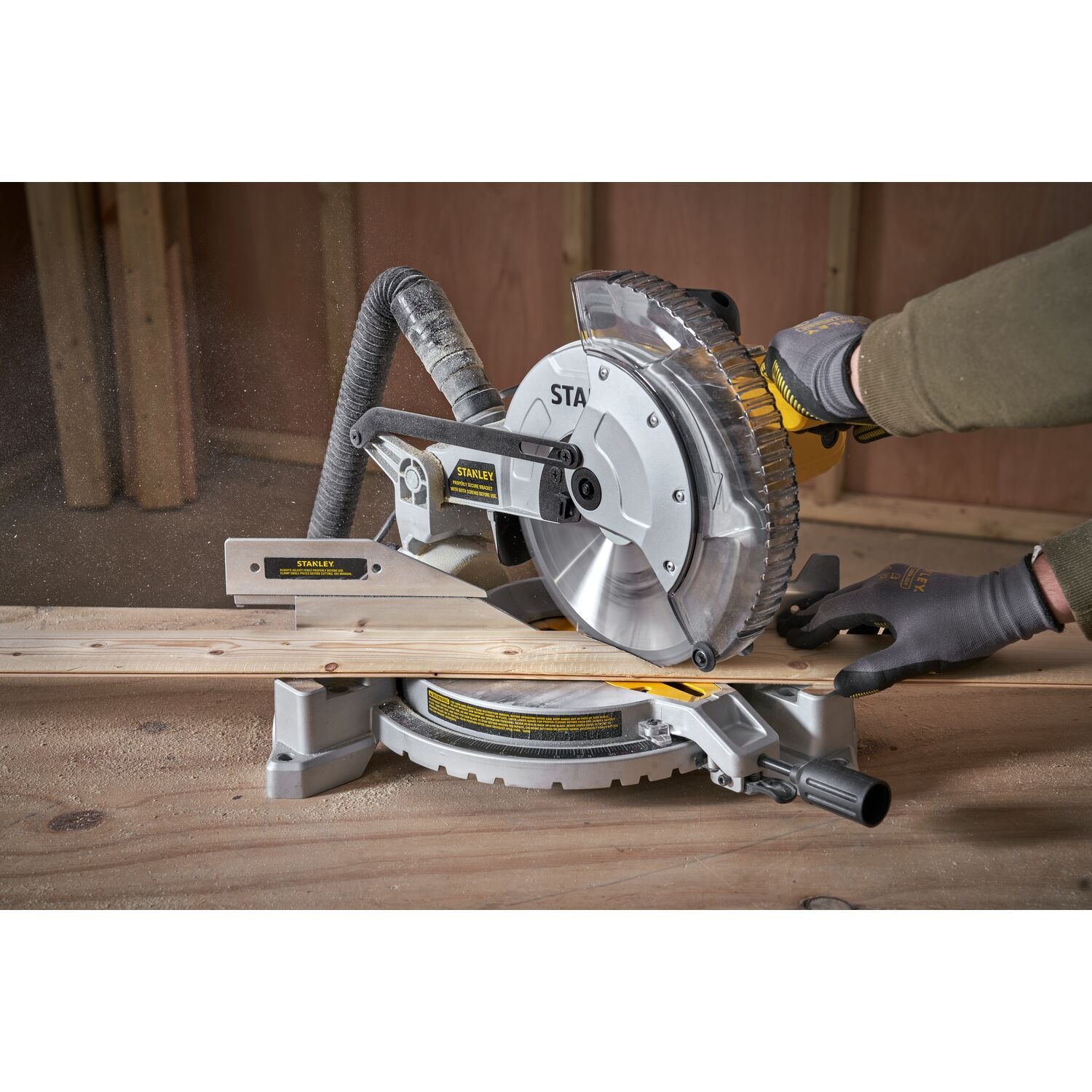 Stanley SM1650-QS Afkortzaag 1650 Watt - Detailed view of the product