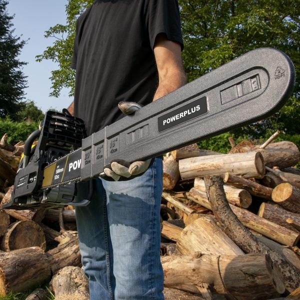 Powerplus Benzine Kettingzaag 500cm - Detailed view of the product