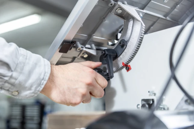 Scheppach Lintzaagmachine HBS261 1790 mm - Detailed view of the product